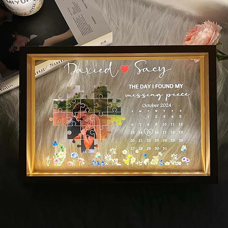 Missing Piece Frame Light